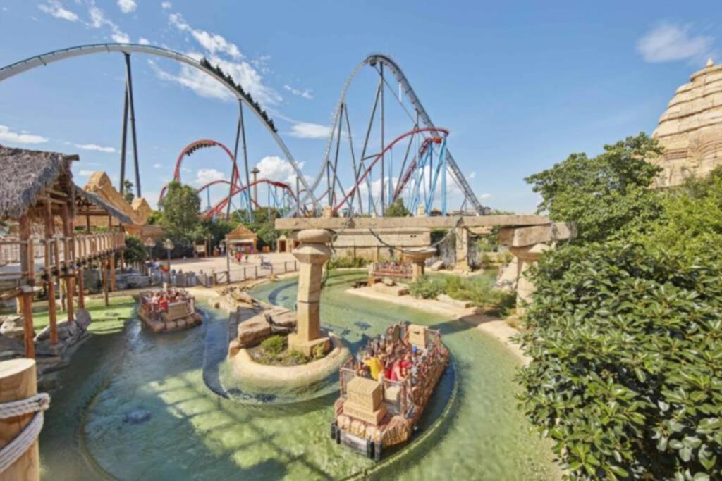 サロウ2Bd-Piscina-Playa-Port Aventura2アパートメント エクステリア 写真
